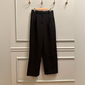 Aritzia Wilfred Effortless Pant in Black